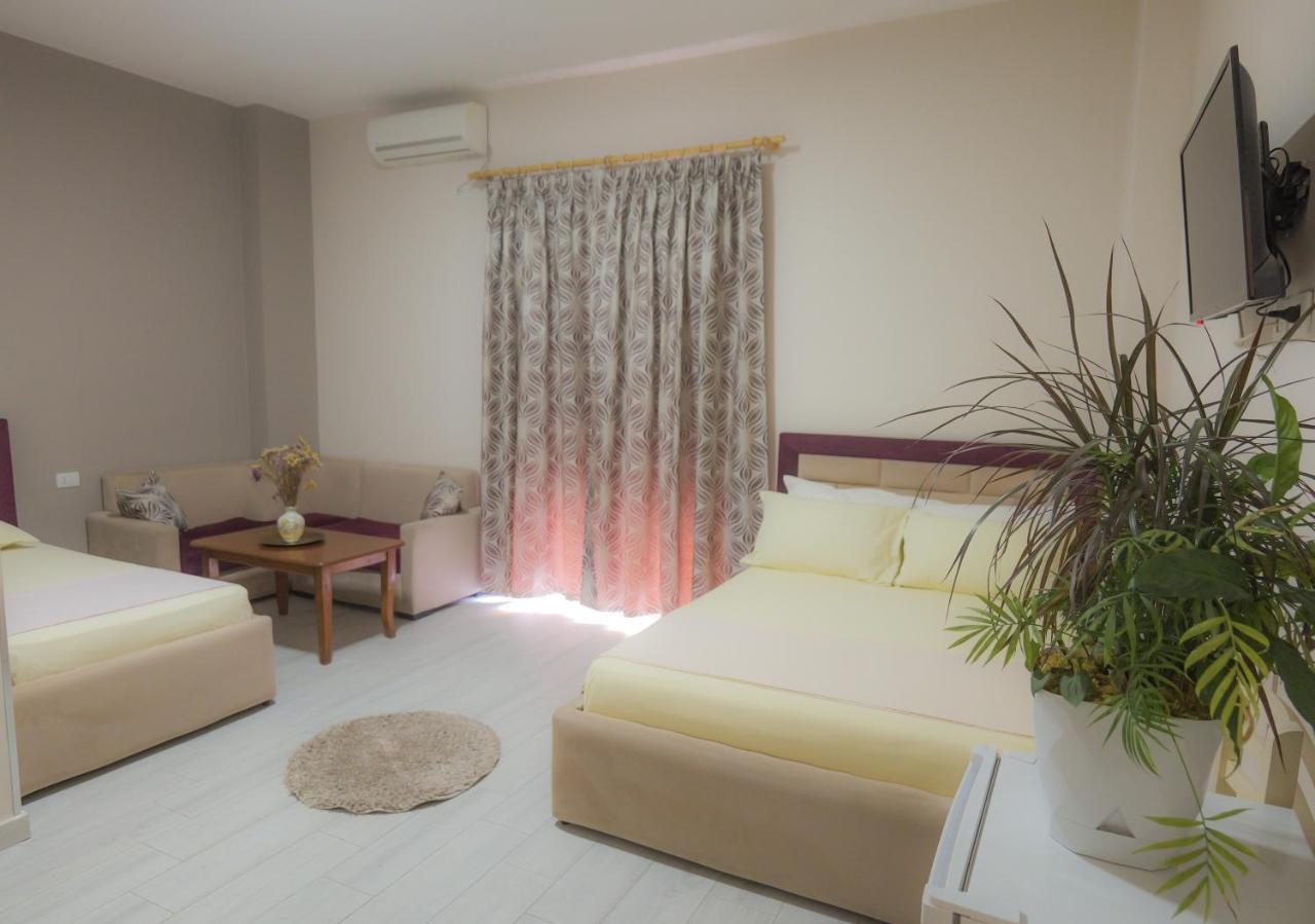 Hotel Vila Dedej Дуррес Экстерьер фото