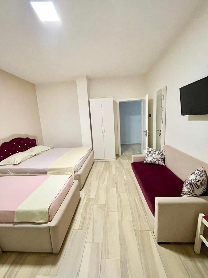 Hotel Vila Dedej Дуррес Экстерьер фото