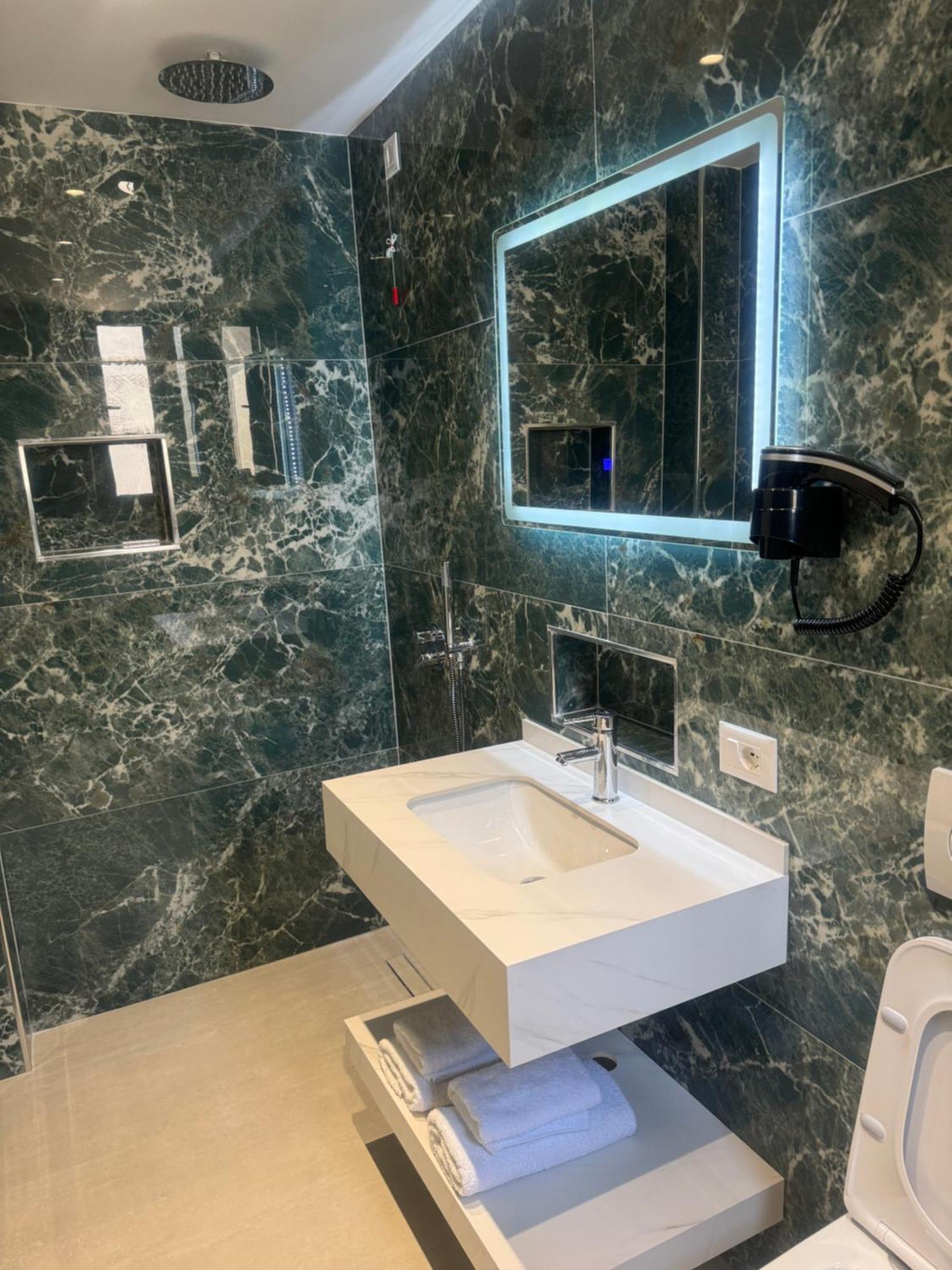Hotel Vila Dedej Дуррес Экстерьер фото