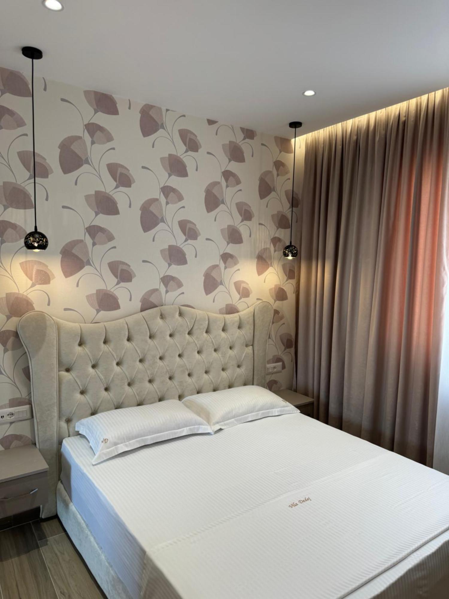 Hotel Vila Dedej Дуррес Экстерьер фото